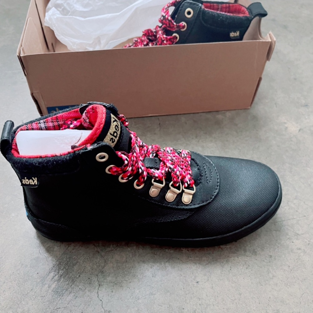 NWT KEDS SCOUT RAIN BOOT III  / SIZE 6